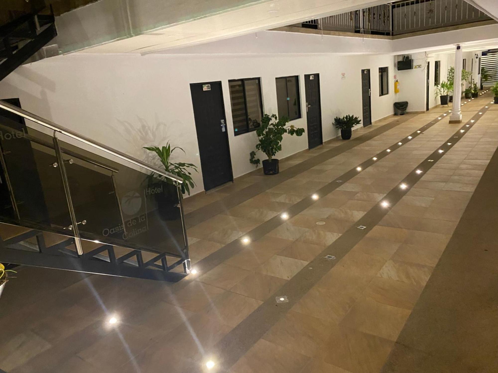 Hotel Deluxe Oasis De La Colina Жирардо Екстер'єр фото