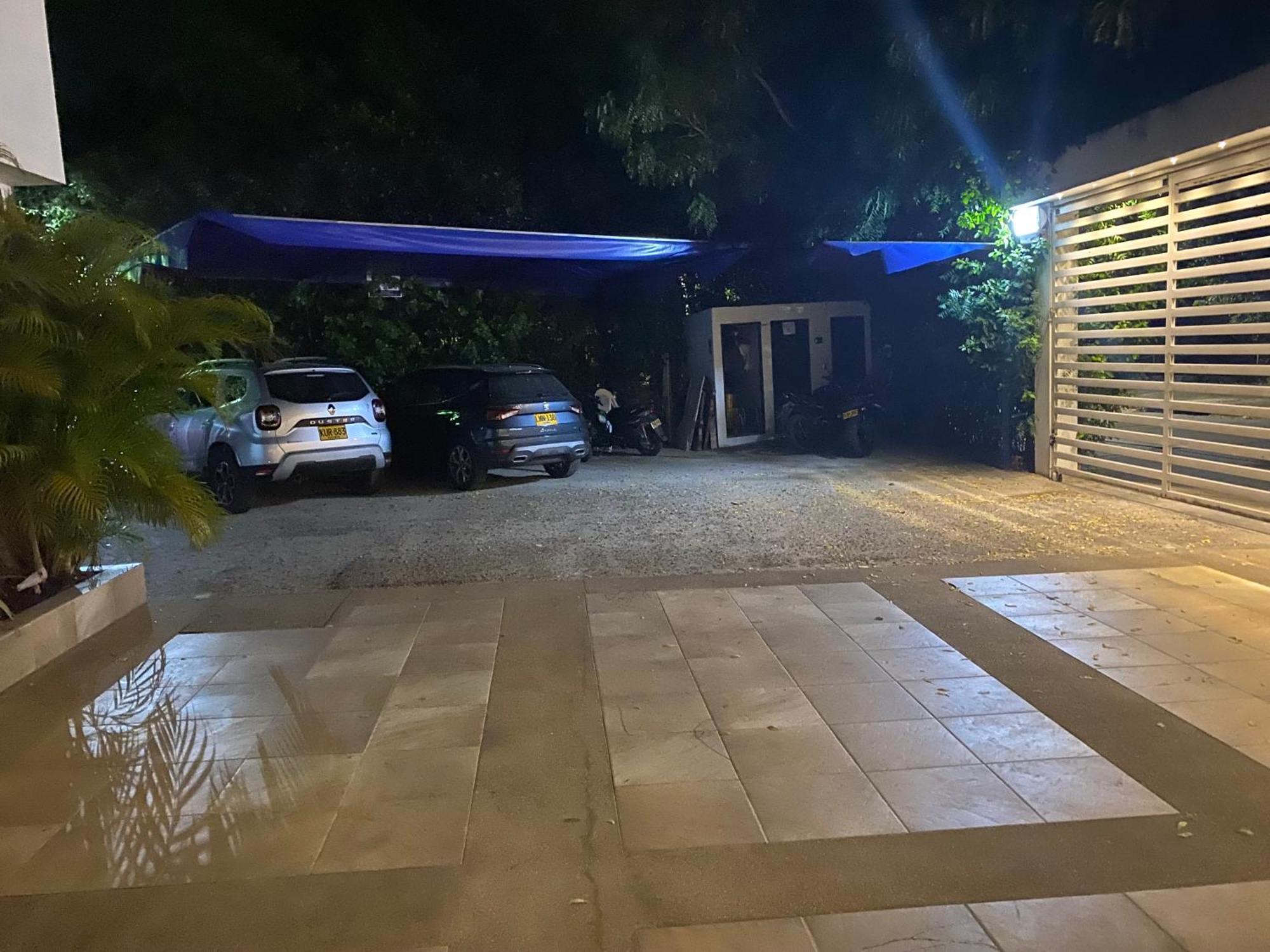 Hotel Deluxe Oasis De La Colina Жирардо Екстер'єр фото